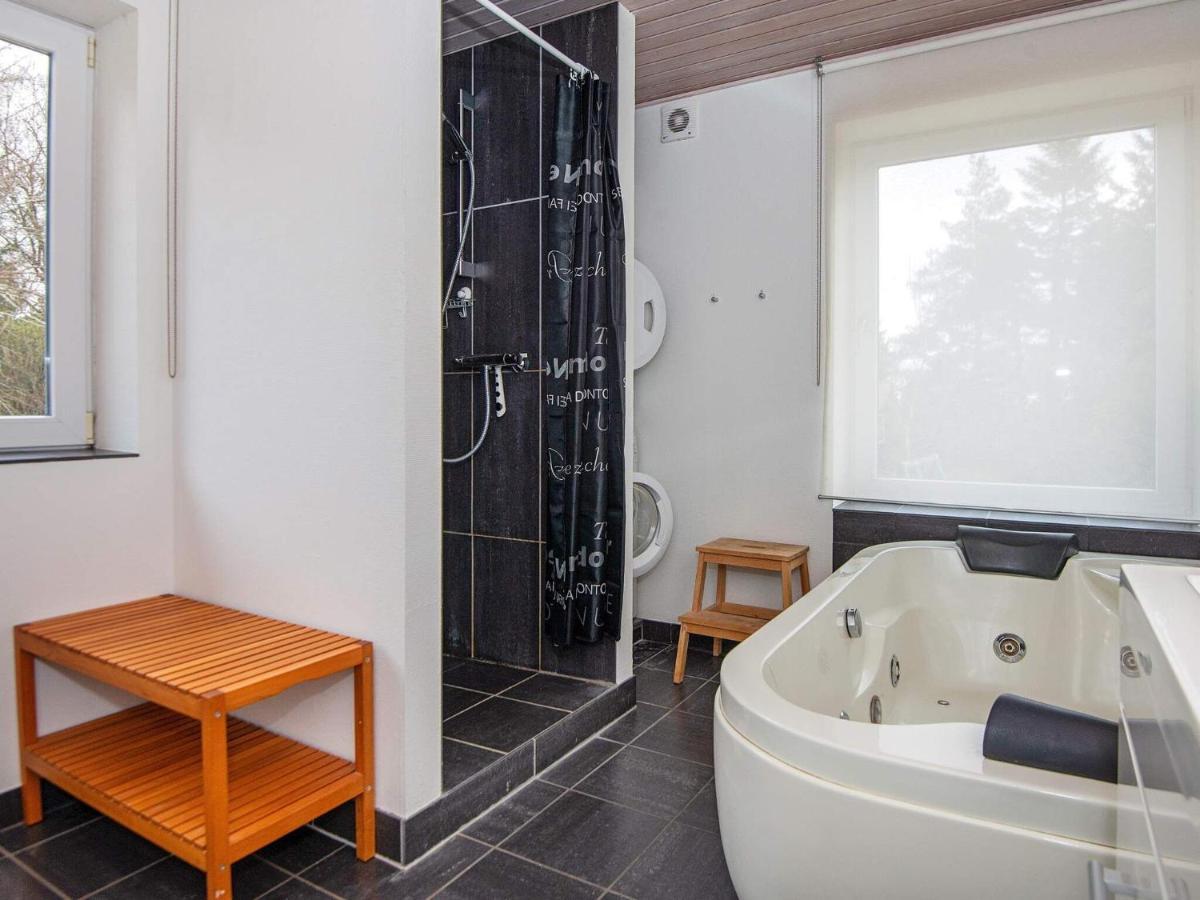 10 Person Holiday Home In R M Bolilmark Buitenkant foto